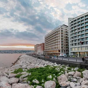 **** Hotel Royal Continental Italia