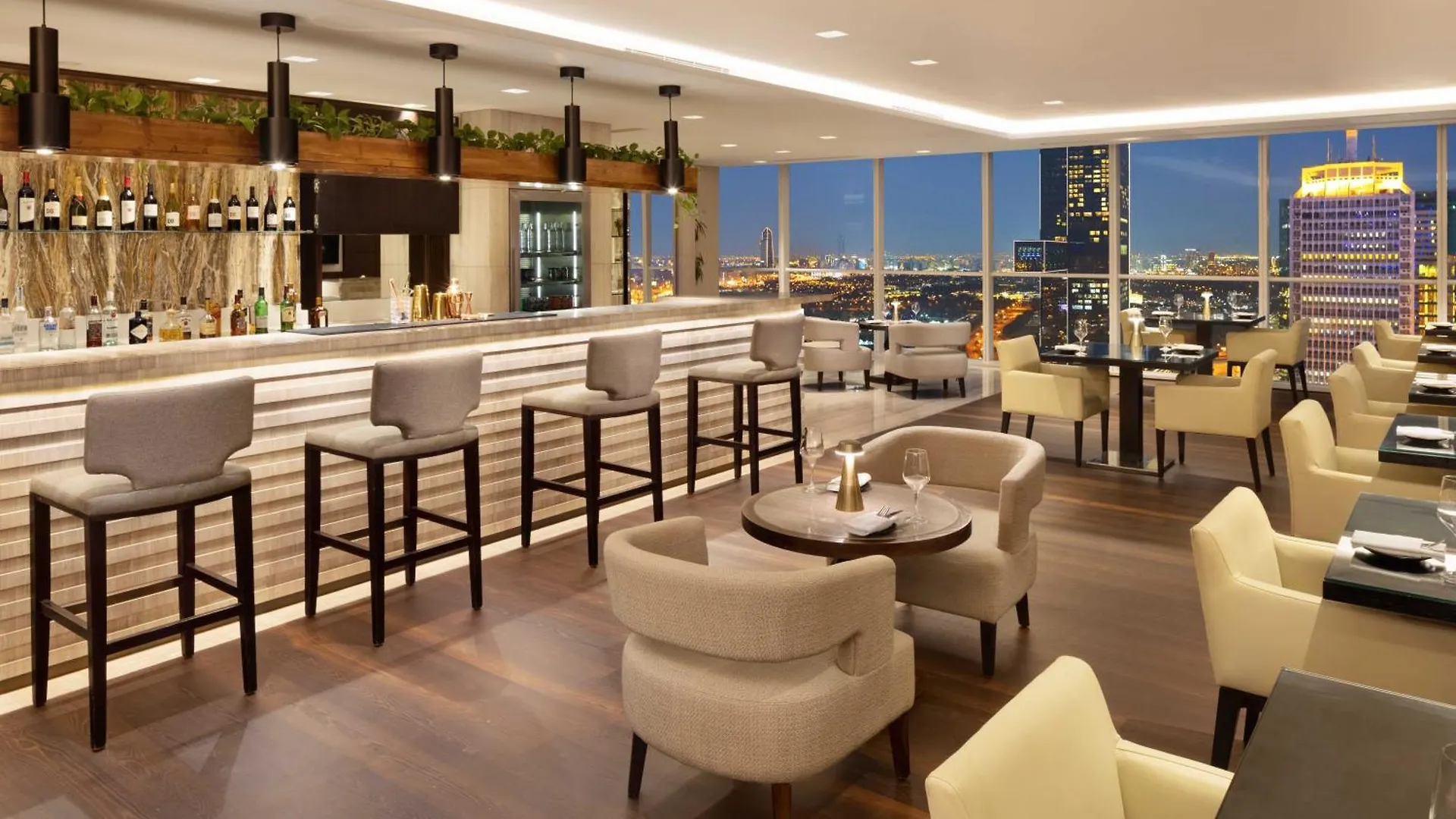 Sheraton Grand Hotel, Dubai