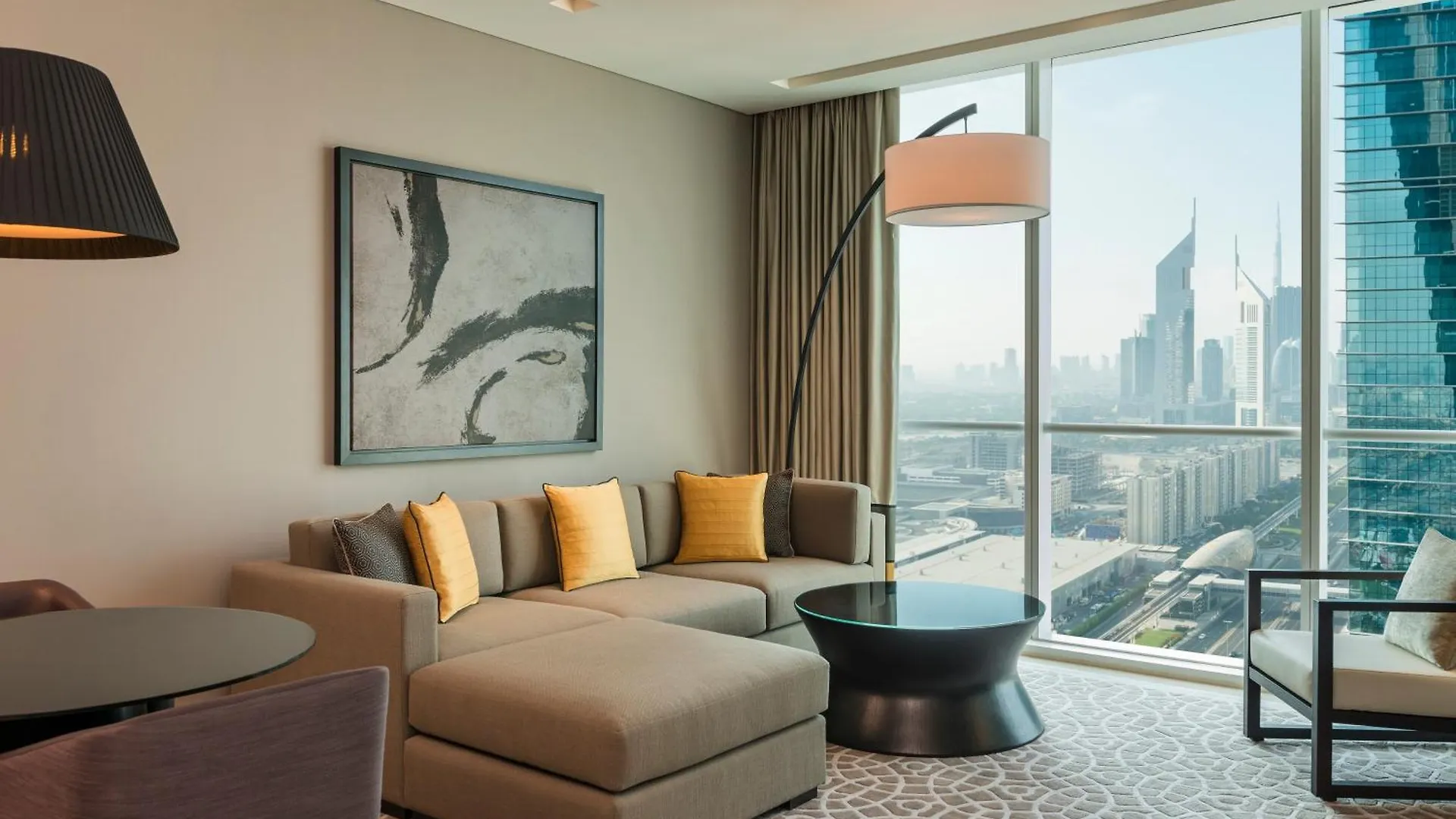 Sheraton Grand Hotel, Dubai 5*,